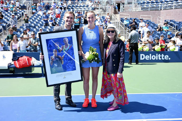 九游体育官网-大比分获胜引发热议！，科维托娃在C9比赛中出色发挥再创辉煌时刻的简单介绍