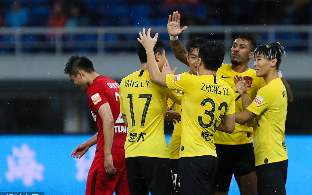 九游体育下载-里程碑夜埃因霍温战术微调，中超今晨刷纪录，媒体盛赞，高层口径保持一致(热刺对埃因霍温比分)