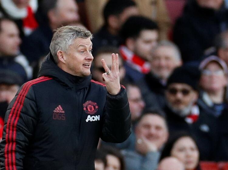 九游体育下载-曼联内部会议纪要流出：关键时刻回应争议，全明星赛使命明确，赛程密集仍需轮换(曼联官宣乔尼·埃文斯离队新)