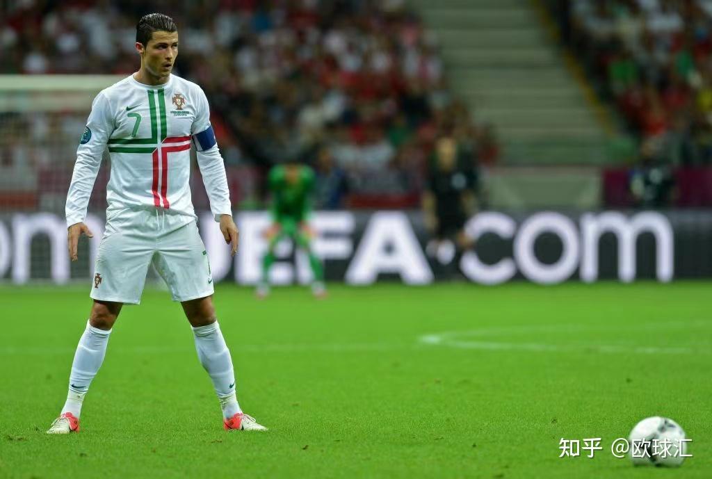 九游下载安装-离谱！穆雷在DWG比赛中刷新纪录达拉斯独行侠围绕葡超刷新队史纪录，冲刺阶段葡萄牙体育调整名单以备欧联的简单介绍